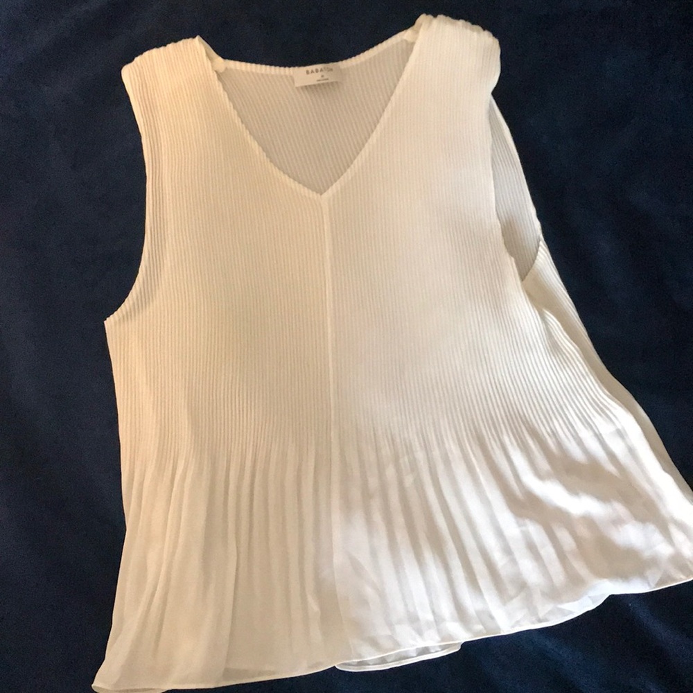 White Aritzia Babaton top